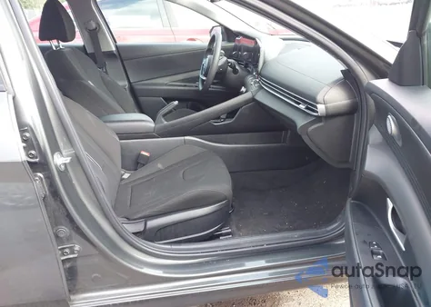 2024 Hyundai Elantra Sel from USA, damaged, VIN KMHLM4DGXRU823701